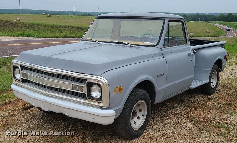 1969 Chevrolet C10  pickup truck - MG9581