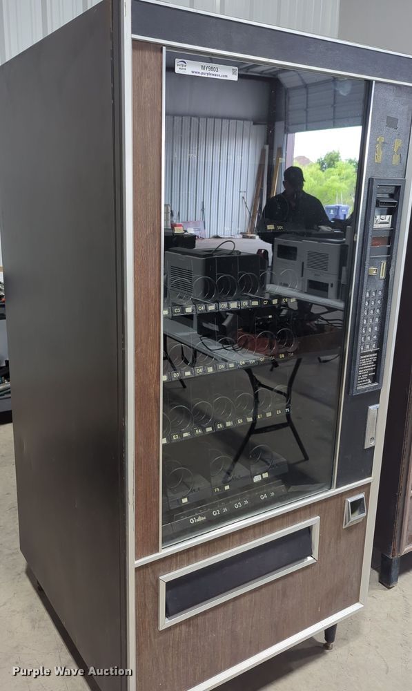 Federal Machine 3014  vending machine - MY9803