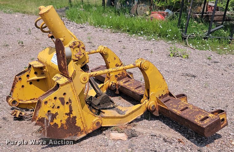 Caterpillar No. 12  ripper/scarifier - DQ7497