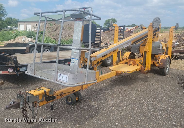 2014 Haulotte 3632T  boom lift - DQ7530
