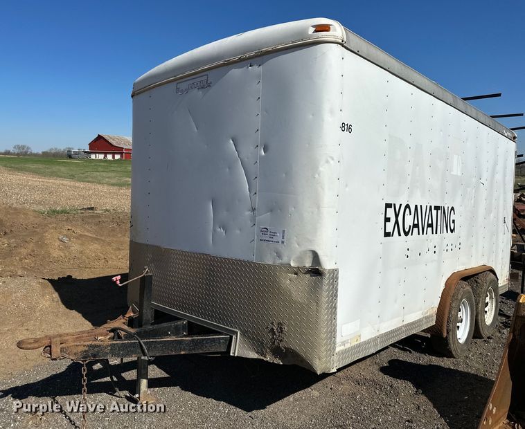 Doolittle  enclosed cargo trailer - DR5183