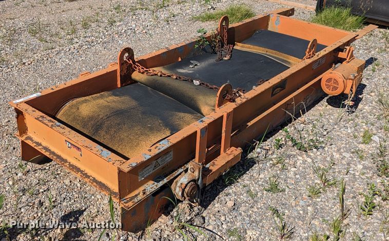 Douglas Manufacturing  conveyor - LM9856