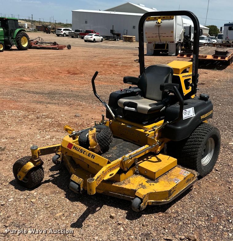 Hustler 934307  ZTR lawn mower - DN4725