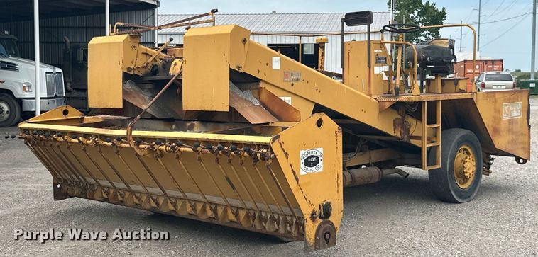 Koehring K  chip spreader - MB9772