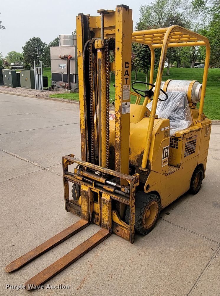 Towmotor 502SLP5024  forklift - ML9389
