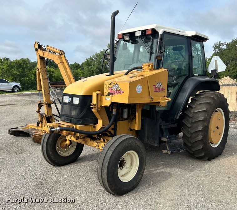New Holland TS100  tractor - OK9728