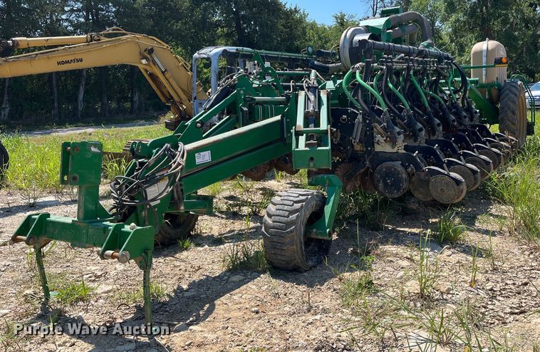 2010 Great Plains YP-1225A-TR  air seeder - DM1997