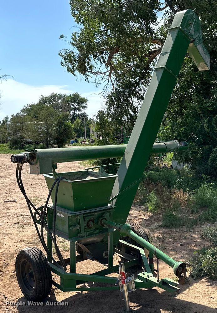 Henke Machine  feed grinder/mixer - KM9853