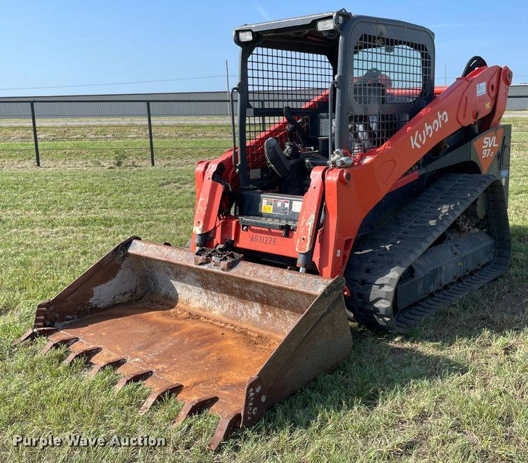 2021 Kubota SVL97-2 tracked skid steer loader - DM0321