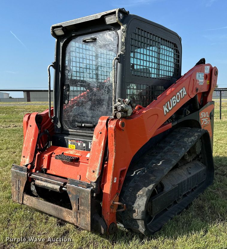 2019 Kubota  SVL75-2 tracked skid steer loader - DM0324