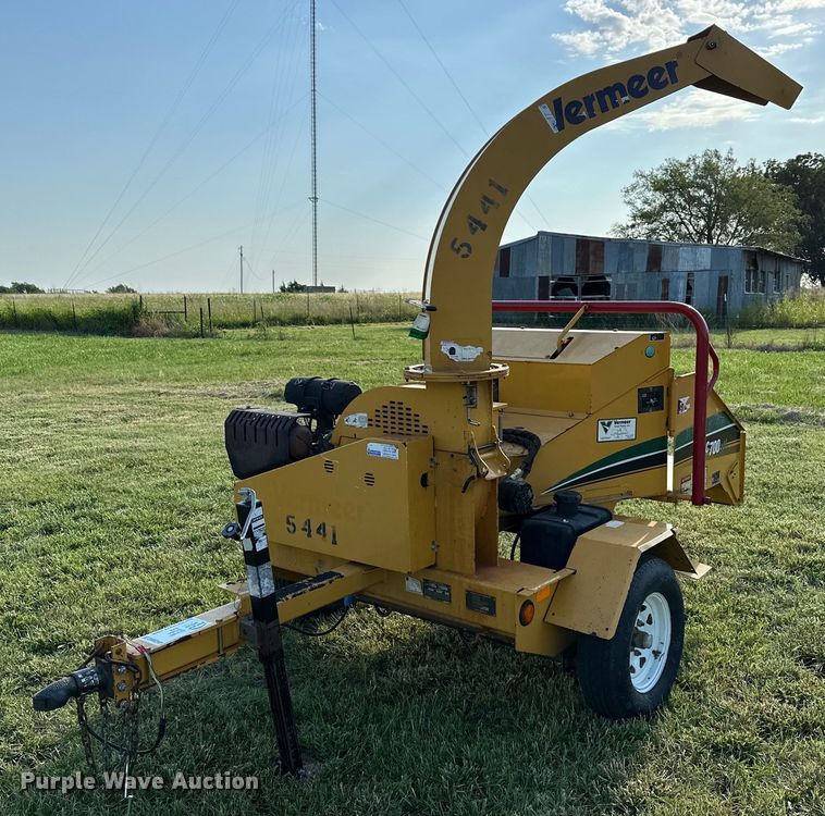 2014 Vermeer BC700XL wood chipper - DM0341