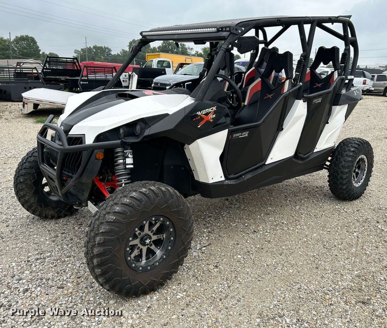 2014 Can-Am Maverick Max XRS  utility vehicle - NL9393