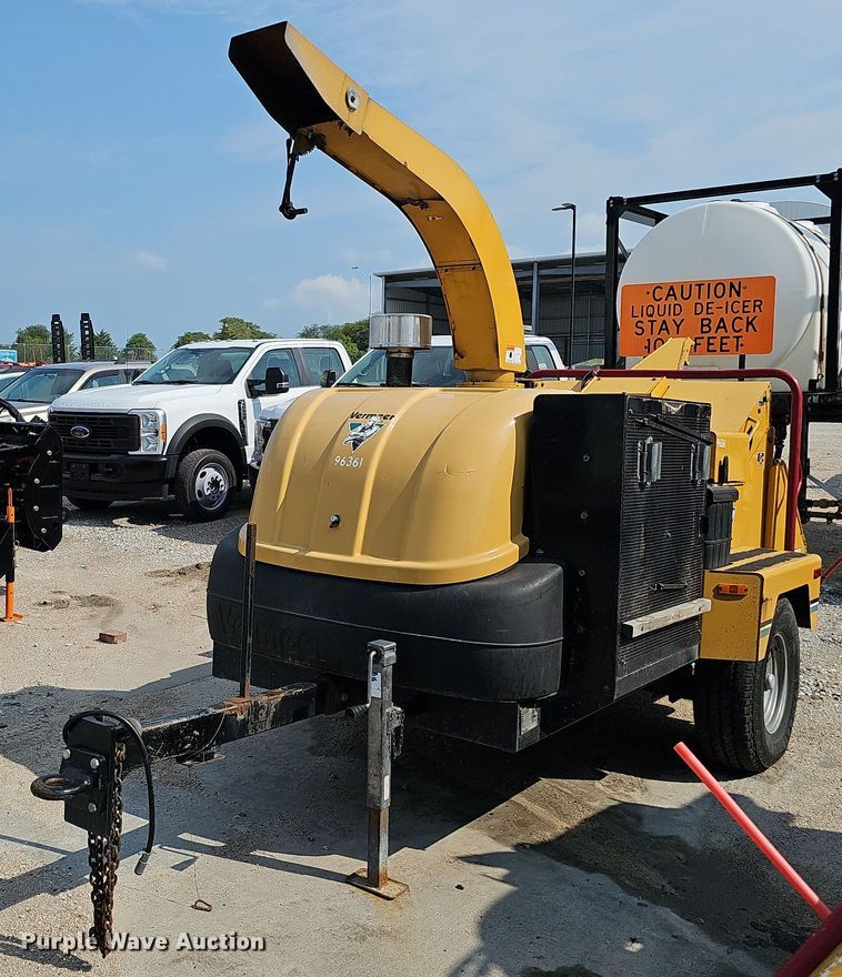 2005 Vermeer BC1400 XL  wood chipper - DQ0138