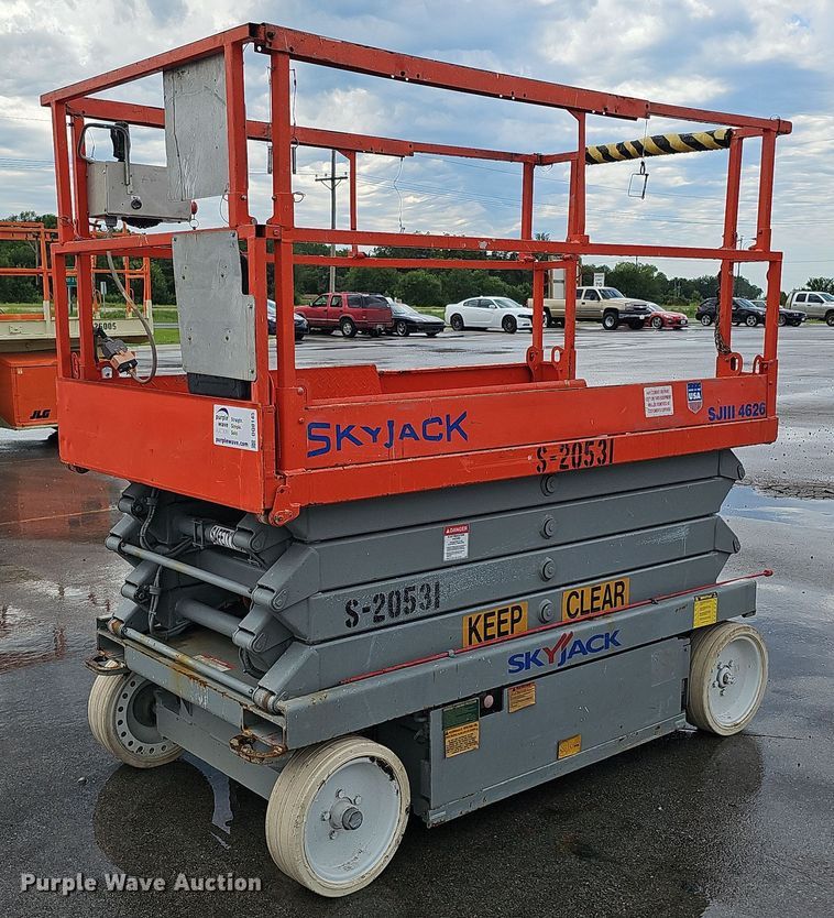 2008 Skyjack SJIII 4626  scissor lift - DQ0145