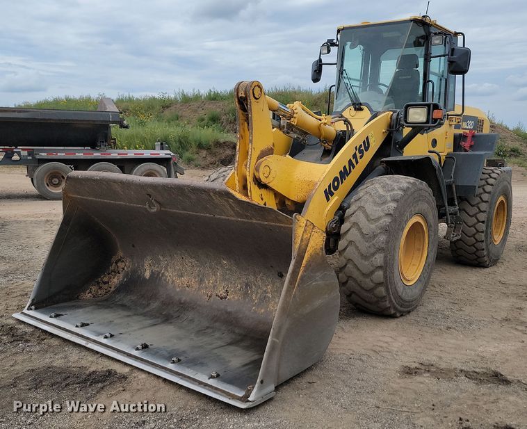 2014 Komatsu WA320-7  wheel loader - LQ9085