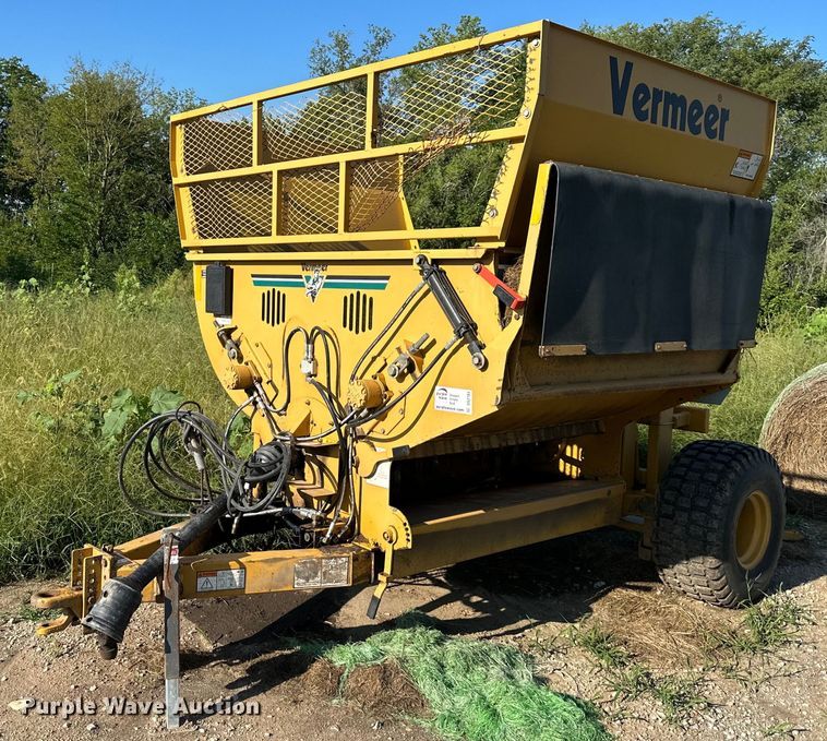 2004 Vermeer BP7000  bale processor - DS2184