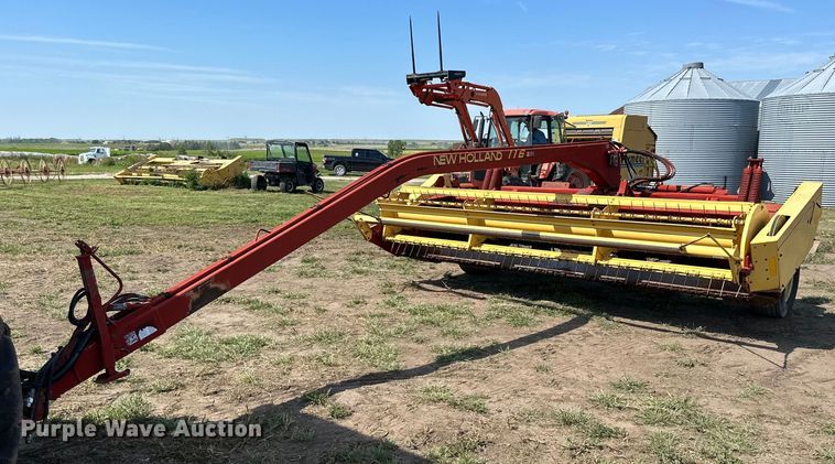 New Holland 116  swather / windrower - NP9975