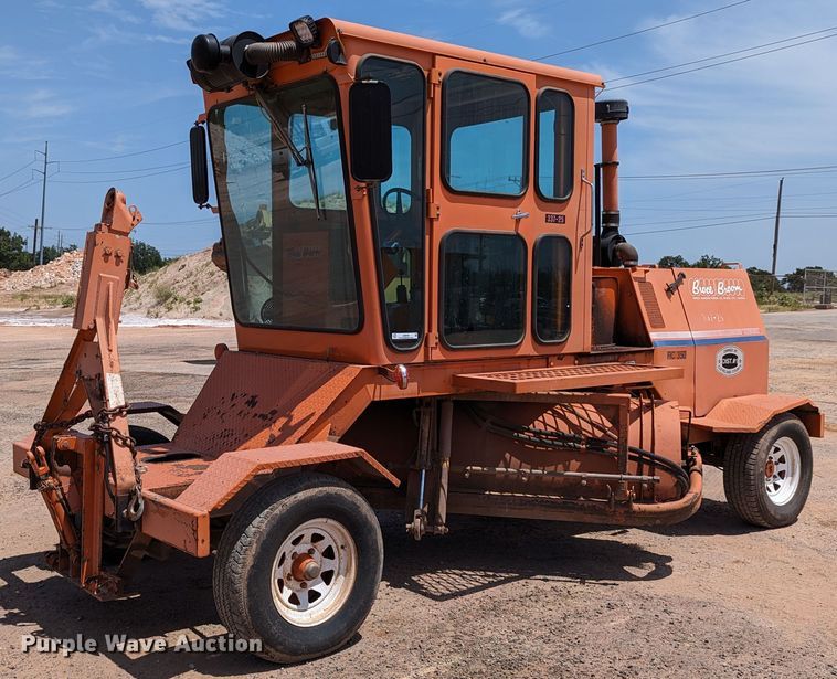 Broce RC350  broom - LN9009