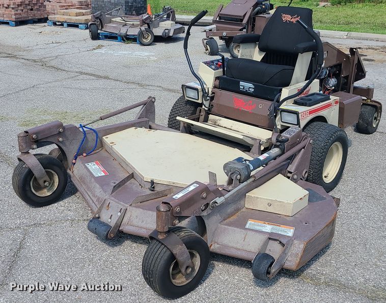 Grasshopper 928D  ZTR lawn mower - MG9553