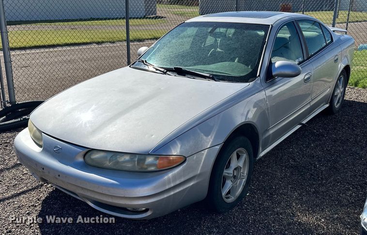 2002 Oldsmobile Alero GL - NP9985