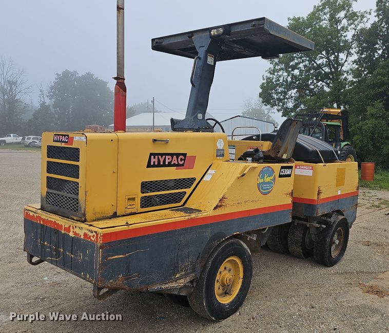 2002 Hypac C530AH  pneumatic roller - NT9923