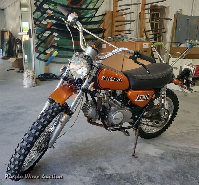 1974 Honda XL70  dirt bike - IQ9831