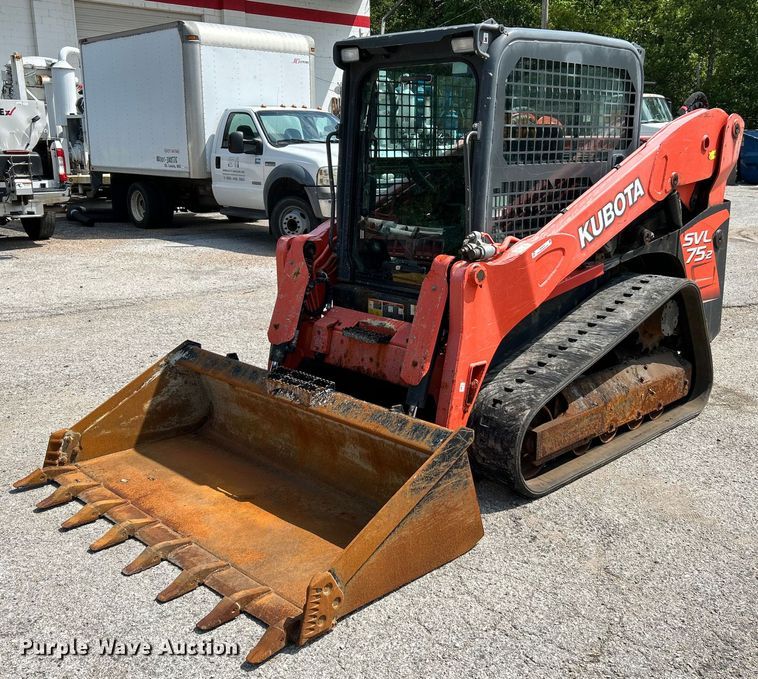 2018 Kubota SVL75-2  tracked skid steer loader - NL9416