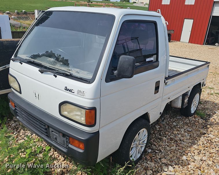 Honda  mini truck - NT9871