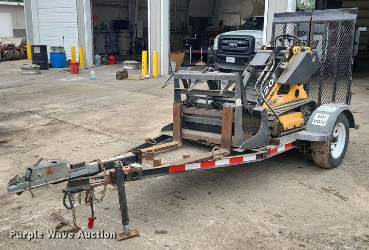 Boxer 320  compact utility loader - DC6000