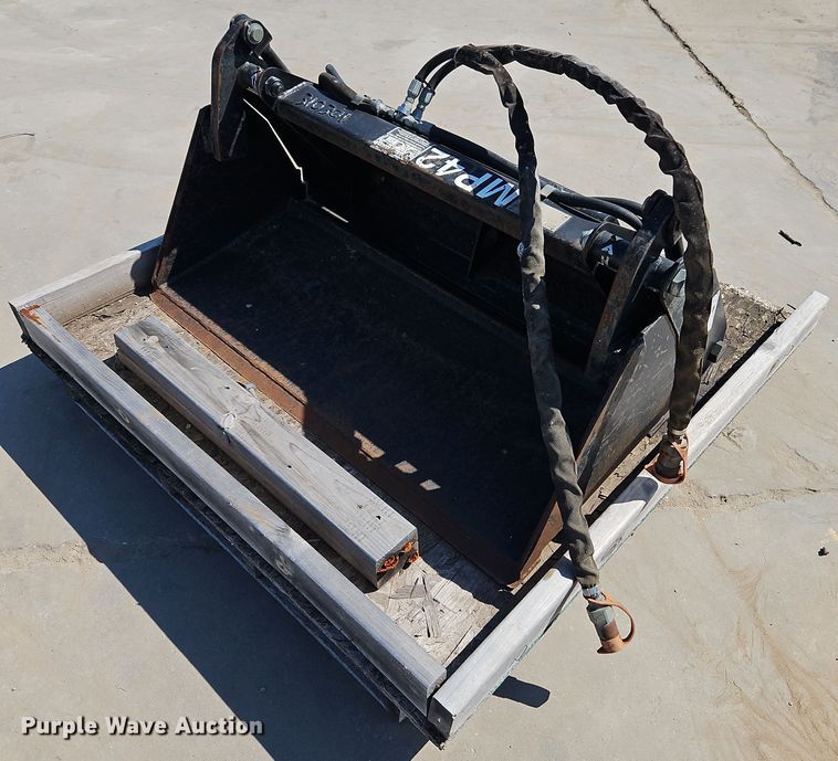 Bradco MP42  compact utility loader bucket - DP2320