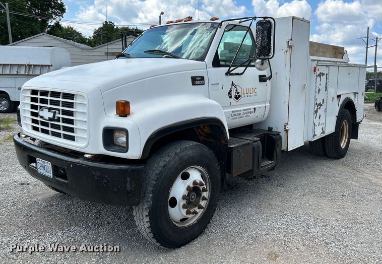 1999 Chevrolet C6500  utility / service truck with dump bed insert - NL9465