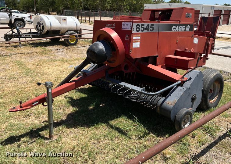 1997 Case IH 8545  small square baler - DN3129