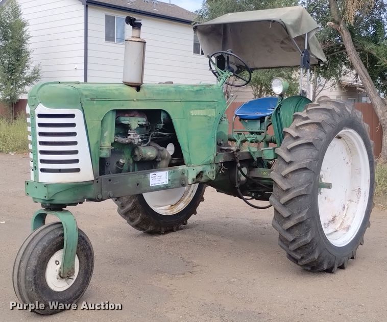 1955 Oliver Super 66  tractor - DP3396