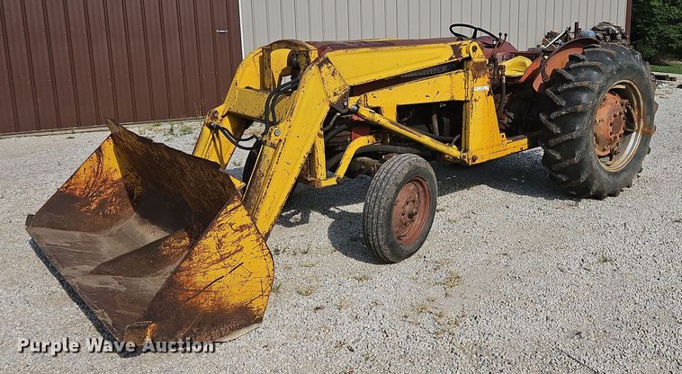 1960 Massey Ferguson 65  tractor - LB9534