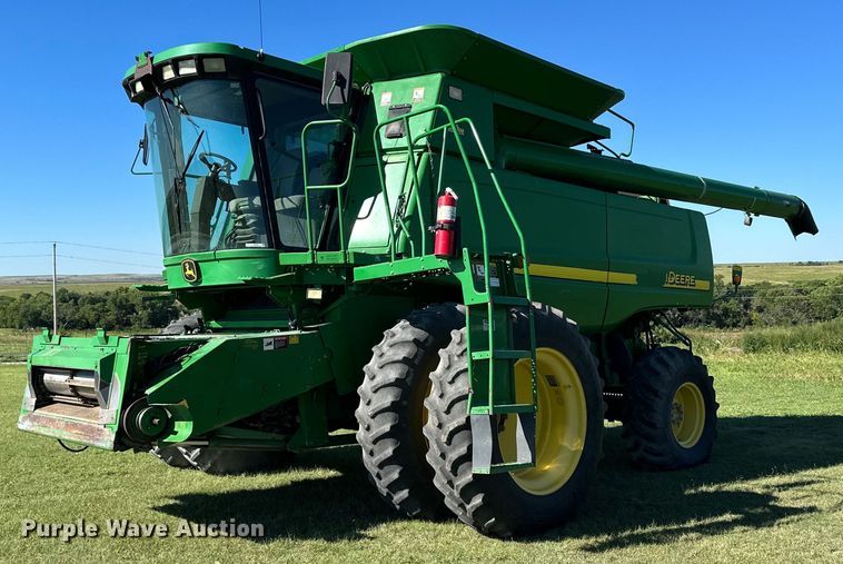2002 John Deere 9750STS  combine - NP9989