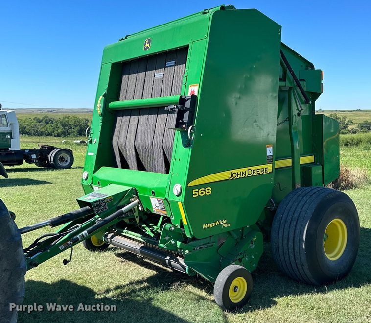 2012 John Deere 568  round baler - NP9992