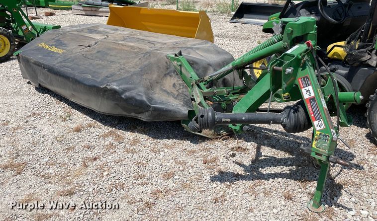 John Deere 310  disc mower - NT9526