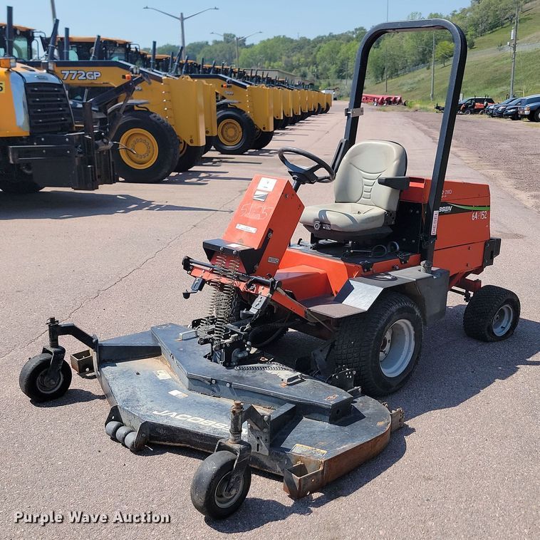 2006 Jacobsen Turfcat 628D  lawn mower - LQ9128