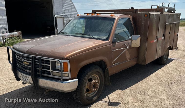 1990  Chevrolet C3500  utility bed pickup truck - NP9453