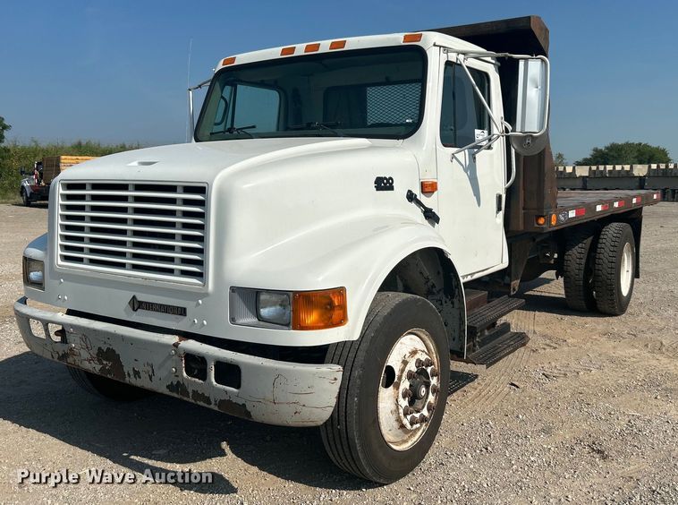 2000 International 4700  dump flatbed truck - DJ6268