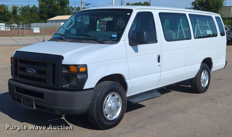 2012 Ford E350 Super Duty XL  van - DR6981