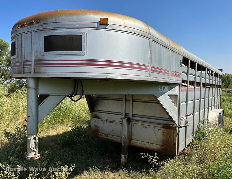 1988 Travalong  livestock trailer - DS7141
