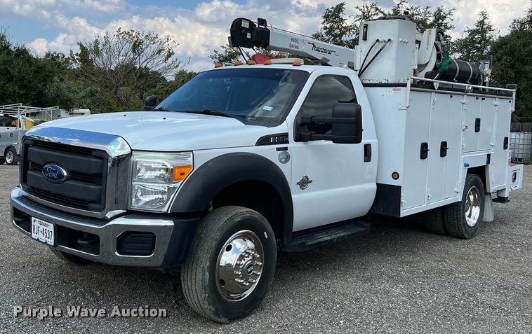 2015 Ford F550 Super Duty  utility / service truck - LF9436