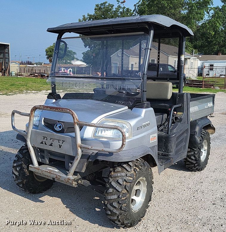 2007 Kubota RTV900  utility vehicle - LS9695