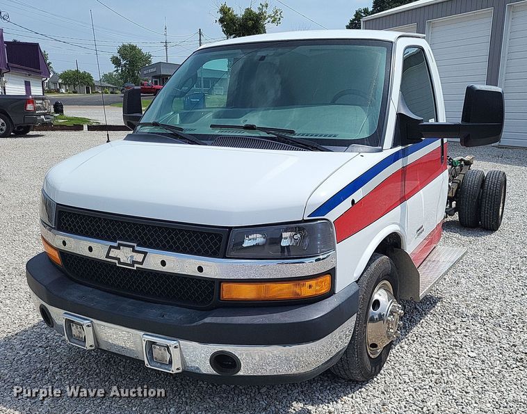 2016 Chevrolet 4500  van cab and chassis - LS9696
