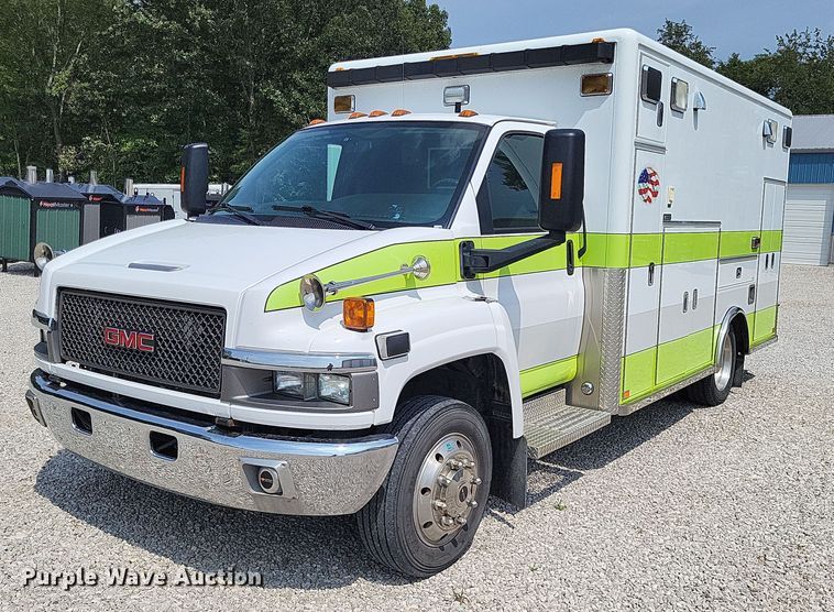 2008 GMC C4500  ambulance - LS9697
