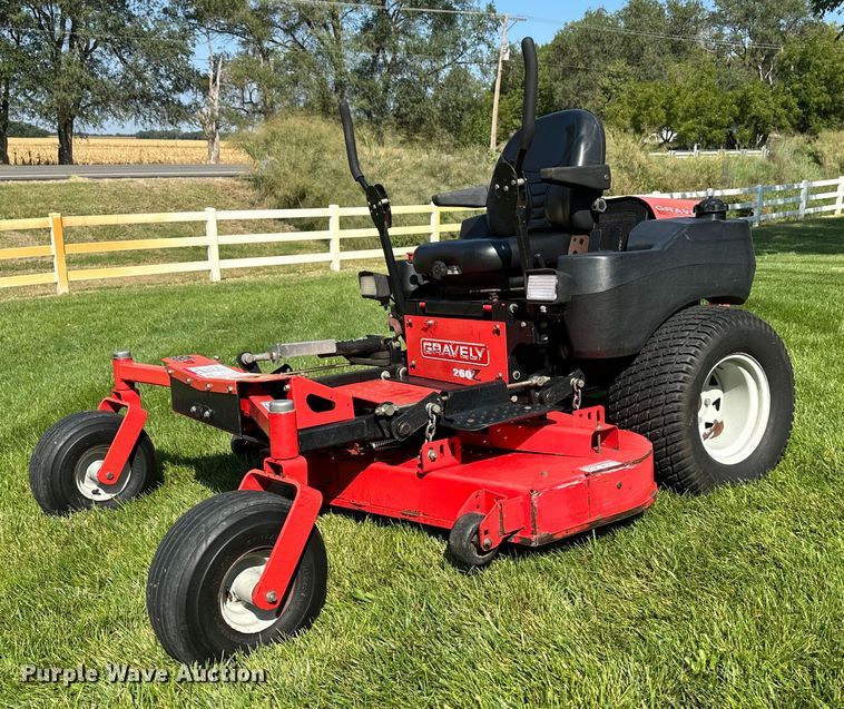 Gravely 260Z  ZTR lawn mower - NF9122