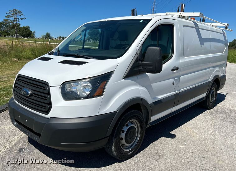 2015 Ford Transit 150  van - NL9601