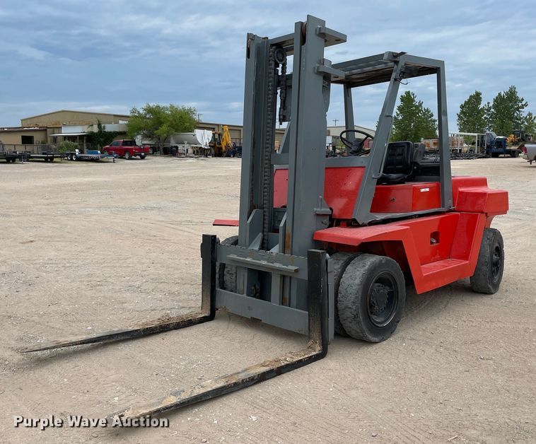 Toyota FDU70  forklift - NT9434