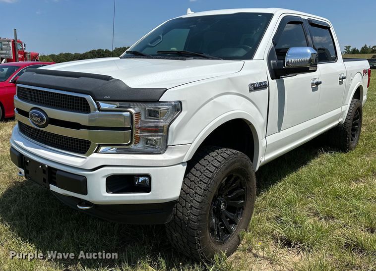 2020 Ford F150 Platinum  SuperCrew pickup truck - OC9168